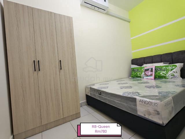 Male room for rent at 1