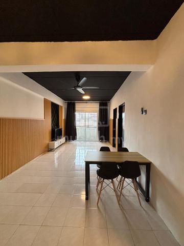 Pangsapuri Perdana Villa 1