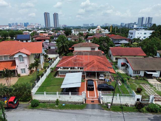 SINGLE STOREY BUNGALOW SS3, Petaling Jaya 1