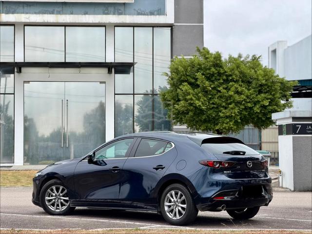 FULL LOAN 2019 Mazda 3 1.5 LIFTBACK (A)SPORTY LOOK - 2