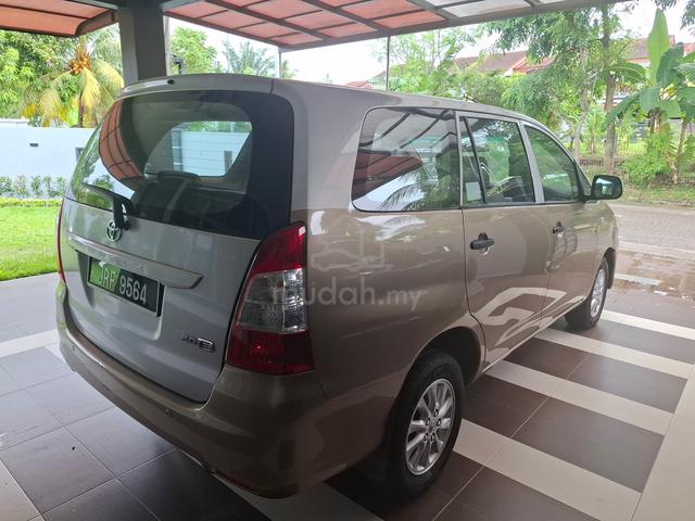 2015 Toyota INNOVA 2.0 E (A) - 2