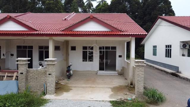 Teres 3 Bilik dekat Klinik Gong Medang 1