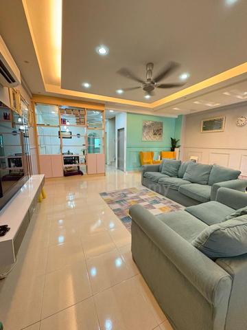 Renovated Unit. Teres 2 Tingkat, Seksyen 23 Shah Alam. 1