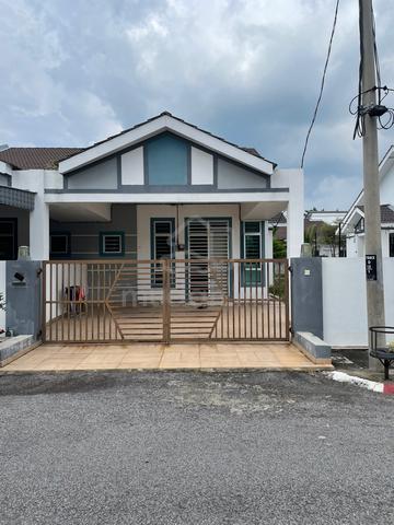 Rumah Teres Satu Tingkat, Taman Sri Bahagia, Teluk Intan, Perak. 1