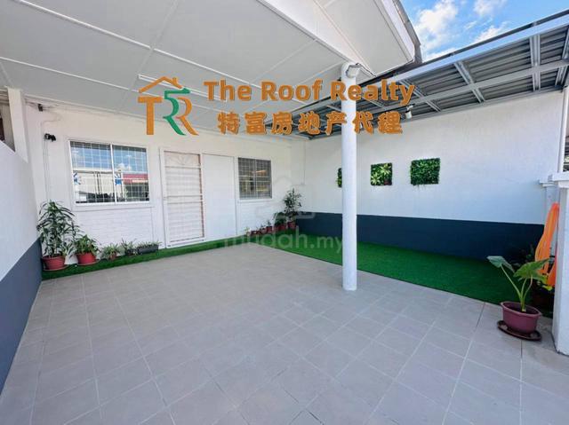 Single Storey Terrace Intermediate House at Desa Senadin, Miri 1