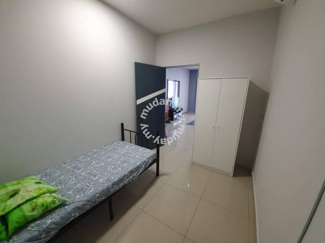 SELAYANG 18 Bilik Sewa Lelaki Melayu (ADA Aircond+WIFI )(NEAR MPS,FRIM 1