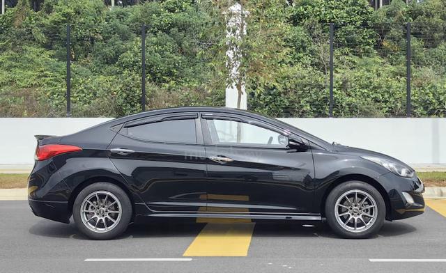 -2014 Hyundai ELANTRA 1.6 (A) Car King Full Loan - 4