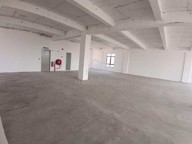 4 Storey Buiding @ Taman Permai Jaya for Rent 1