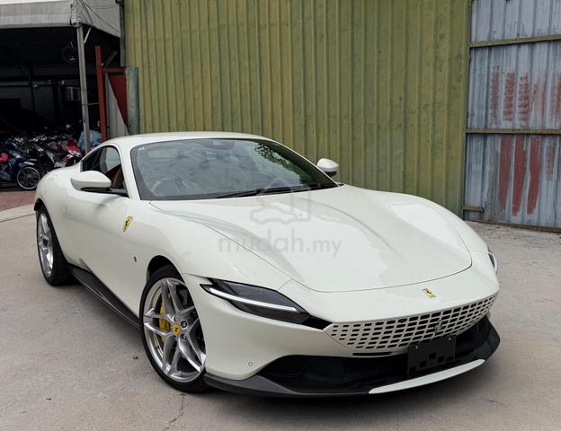 2023 Ferrari ROMA 3.9 Coupe Carbon Interior 615Hp - 1