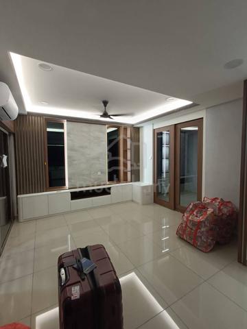 Cheap / Taman Bukit Kempas / 2 Sty Terrace/ Renovated / Unblock View 1