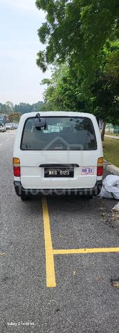 2002 Toyota HIACE 2.4 LH112R (M) - 4