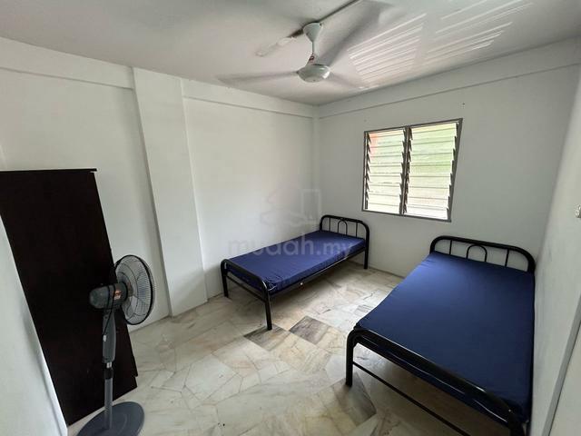Flat PKNS Seksyen 7 Shah Alam 1