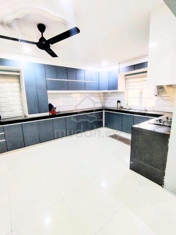 Corner 2 Storey Non Bumi Face Field 40x65 No Flood Bandar Putera Klang 1