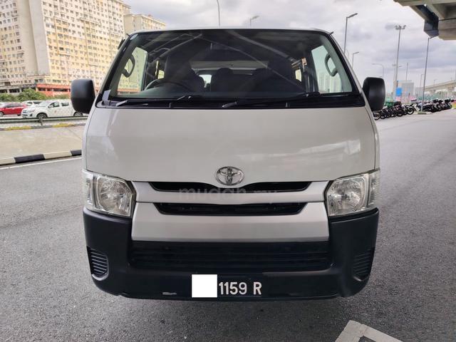 Ori 2014 Toyota Hiace 2.5 (M) 11 Seat Low Roof - 2