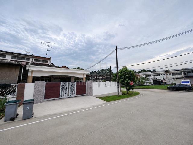 Single Storey Coner Tmn Desa Kulai Fully Reno Full Loan Non Bumi Lot 1