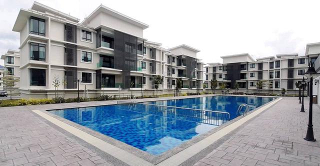 cheap townhouse the meadow park kampar 1