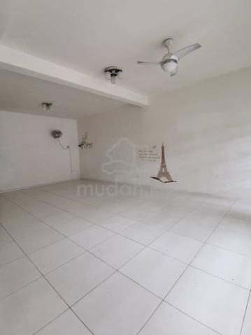 Kulai Lagenda Putra Near Tmn Putri Double Storey House (22x65sqft) 2