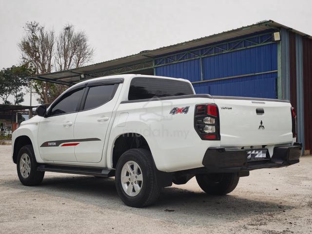 (LOAN KEDAI) Mitsubishi TRITON 2.4 VGT 2023 - 2