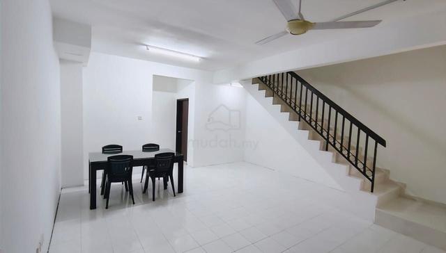 Taman Bukit Indah 2 Storey House for RENT Perling indah Nusa idaman 1