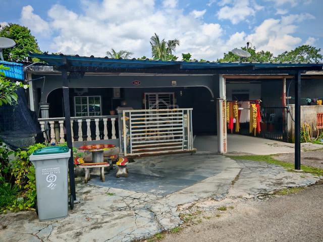 Fully Renovated Freehold house for Sale 1