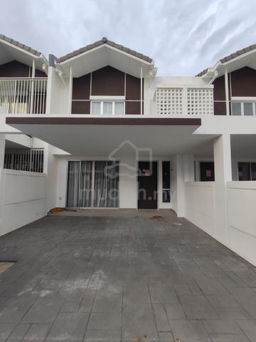 (Rumah Baru) Dayana 2, Nilai Impian, Bandar Baru Nilai. 1