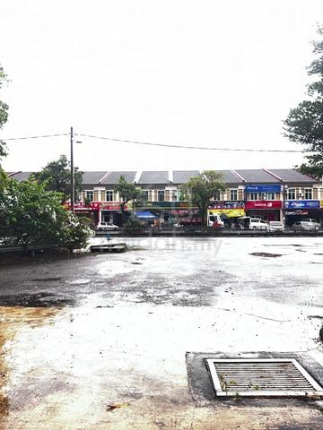 Kubang Semang Jalan Mengkuang Titi area 23000sqft warehouse for rent 1