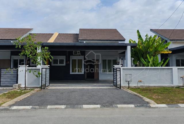 Rumah Semi D Setingkat Untuk Dijual - Lekir, Sitiawan 1