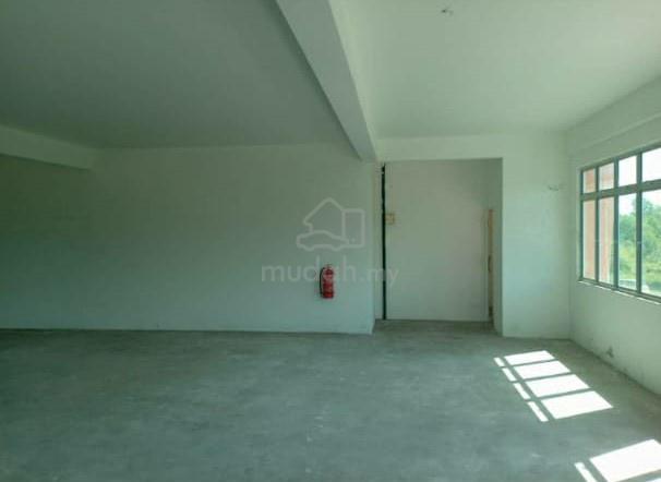 SG LALANG TAMAN AMANJAYA 2-Storey Shophouse CORNER 3000sf 1