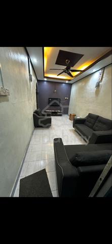 Lunas, Taman sri kobis 1