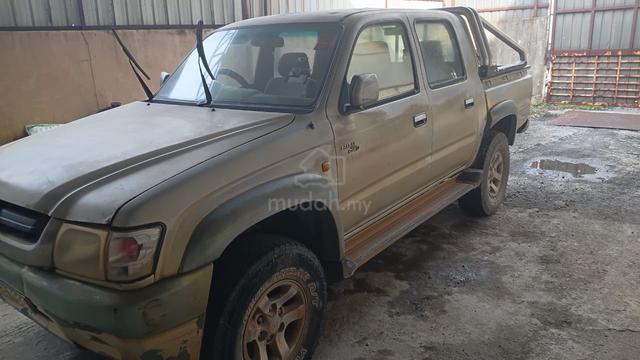 2003 Toyota HILUX 2.5 SR TURBO MY03 KDN190 (A) - 1