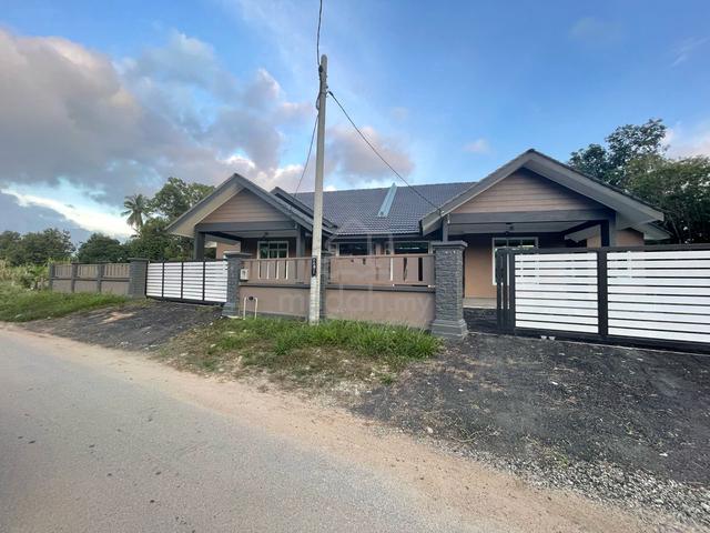 Rumah Semi D Satu Tingkat Di Kg Rawai, Alor Limbat Bukit Payung Marang 1