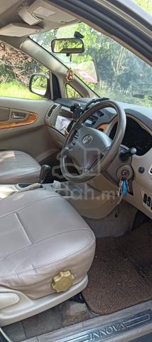 2009 Toyota INNOVA 2.0 G FACELIFT (A) - 5