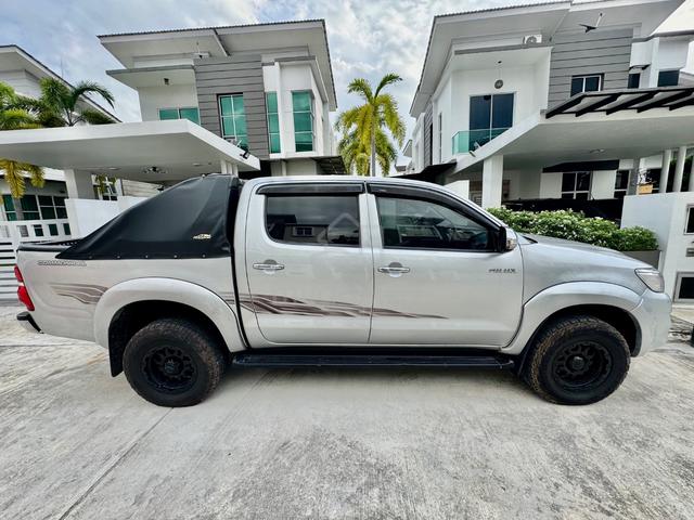 2012 Toyota HILUX 2.5 G MY05 KUN25R FACELIFT II - 3