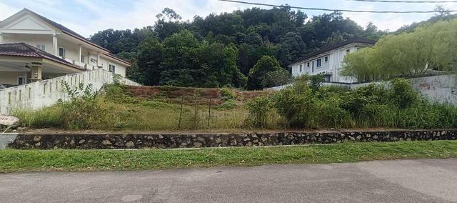 Meru Valley Golf Resort residence land for sale Ipoh Perak 1