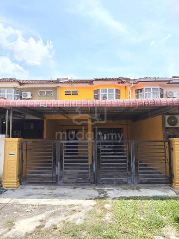Rumah teres 2 tingkat taman desa aman untuk disewa 1