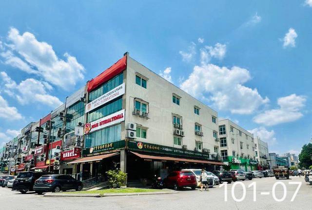HOT AREA🔥Ground Floor Shop Lot‼️Puchong Bandar Puteri 1 For Rent 1