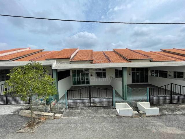 [FREEHOLD] Rumah Teres Setingkat di Perumahan Kampung Padang Perdana 1