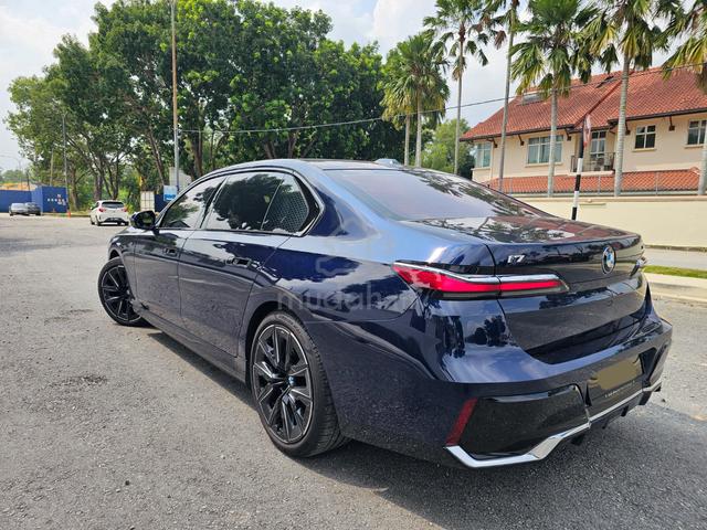 2023 Bmw I7 XDRIVE60 M SPORT G70 Direct Owner - 2