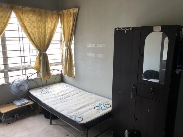 Shared Master Bedroom 1