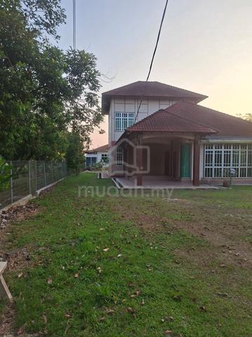 (MURAH) Renovated Banglo 2 Tingkat menghadap Jalan Utama ke Bdr Muar 1