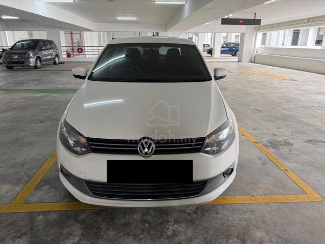 2015 Volkswagen POLO 1.6 FACELIFT (A) - 1