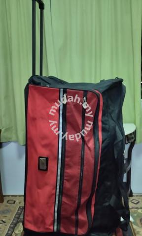 Extra Large Travel Bag With Wheels 