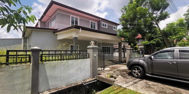 UniGarden Double Storey Corner For Rent 1