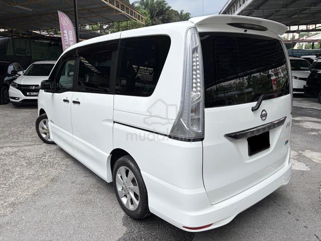 14 Nissan SERENA 2.0 S-HYBRID HIGHWAY STAR Android - 2