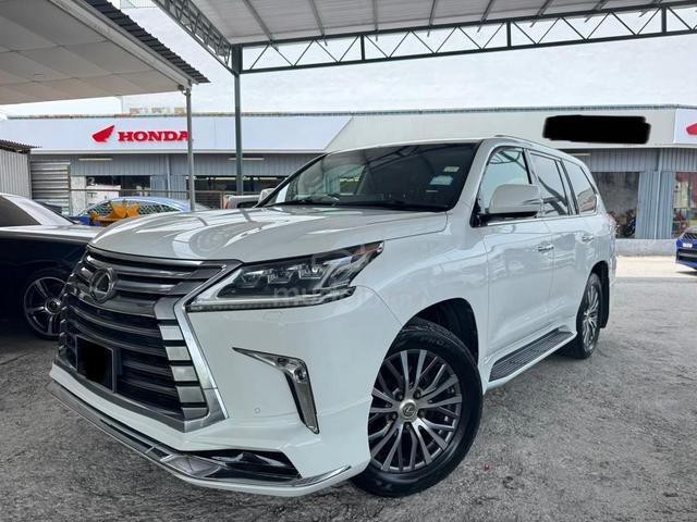 2017 Lexus LX570 5.7 (A) Tip Top Boleh Loan - 1