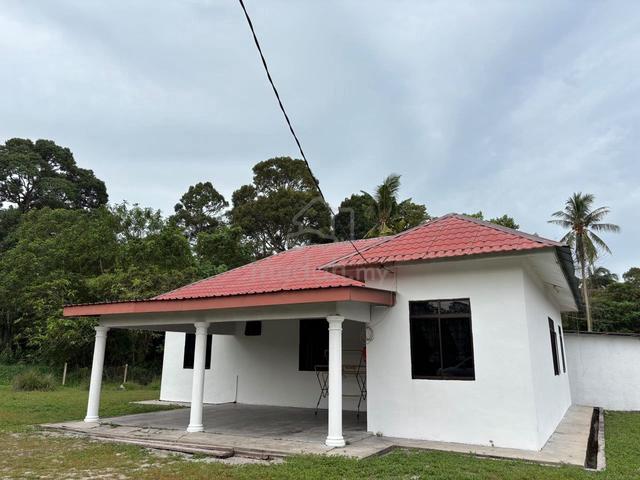 Rumah Sewa Balik Pulau 1