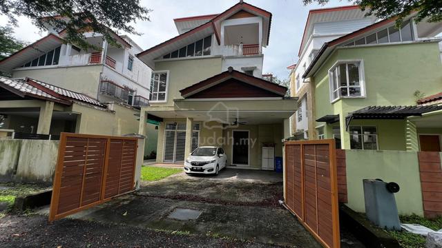 3 Storey Bungalow in Shah Alam For Sale 1