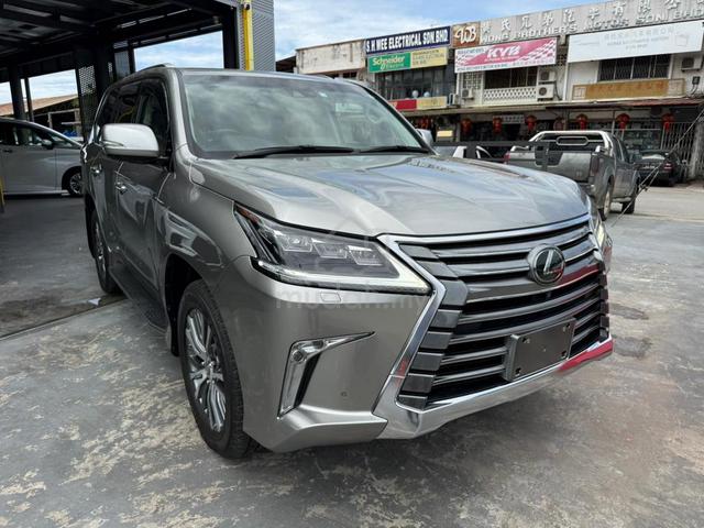 2020 Lexus LX570 (7 Seater!!) - 2