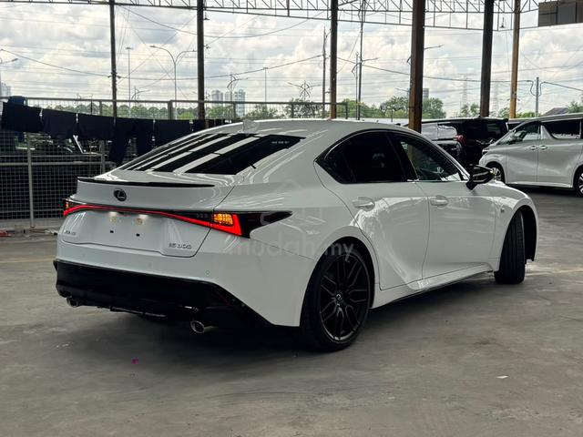 2021 Lexus IS300 F-SPORT MODE BLACK FOC WARRANTY - 5