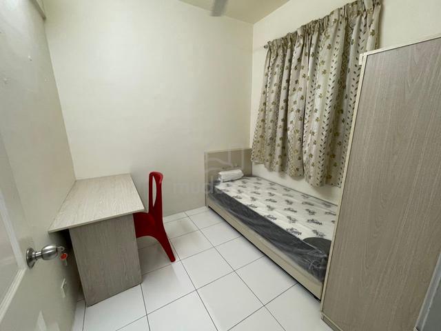 Female Unit Room rent Penang Georgetown jelutong 1